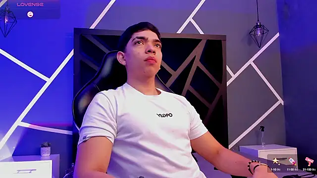 Eryonbradley online show from 10-10-25, 11:44