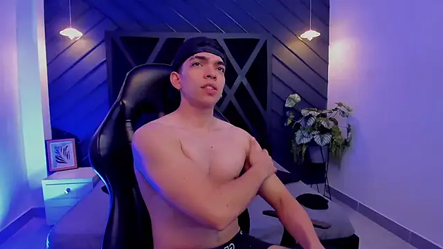 Eryonbradley online show from 09-27-25, 04:13