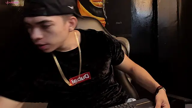 Eryonbradley online show from 11-20-25, 11:22