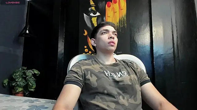 Eryonbradley online show from 04-08-26, 11:17