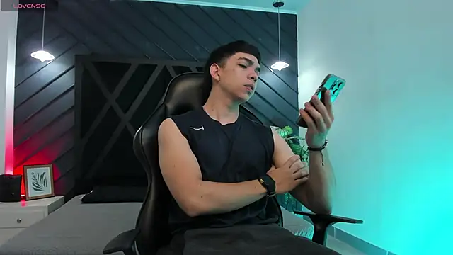 Eryonbradley online show from 01-12-26, 11:28