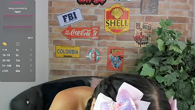 Snapshot of misss_luxury chatting on 09-26-25, 11:06 misss luxury online show from 09-26-25, 11:06
