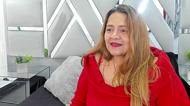 MonzerratBoyer online show from 04-18-26, 07:07
