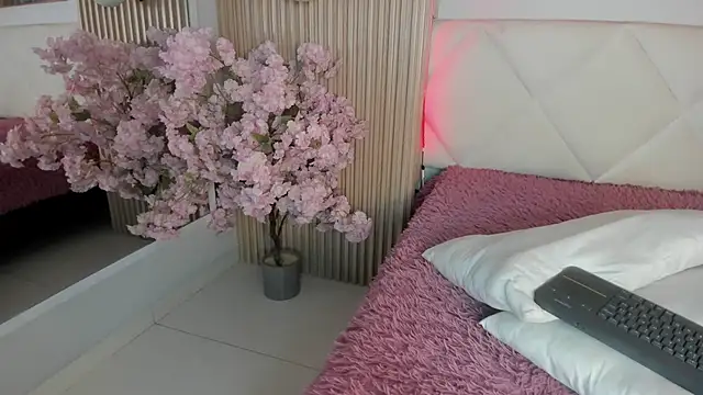 veronica hill  online show from 03-13-26, 03:11