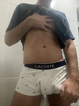 Snapshot of Sedutor420 chatting on 09-27-25, 04:29 Sedutor420 online show from 09-27-25, 04:29