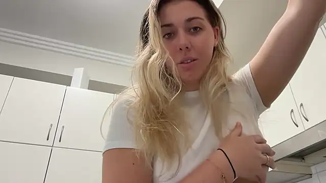 louiseberkeley online show from 02-25-26, 10:42