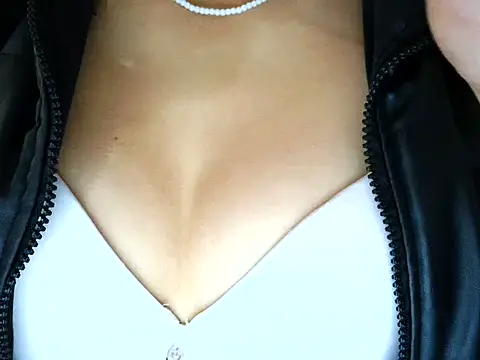 Snapshot of KUTTY_MODEL chatting on 07-28-26, 06:20 KUTTY MODEL online show from 07-28-26, 06:20