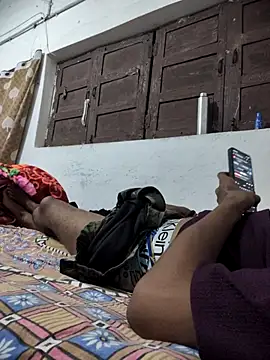 yashuuuu021 online show from 10-01-25, 06:56