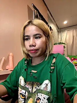 Snapshot of Kath_C chatting on 10-01-25, 03:22 Kath C online show from 10-01-25, 03:22