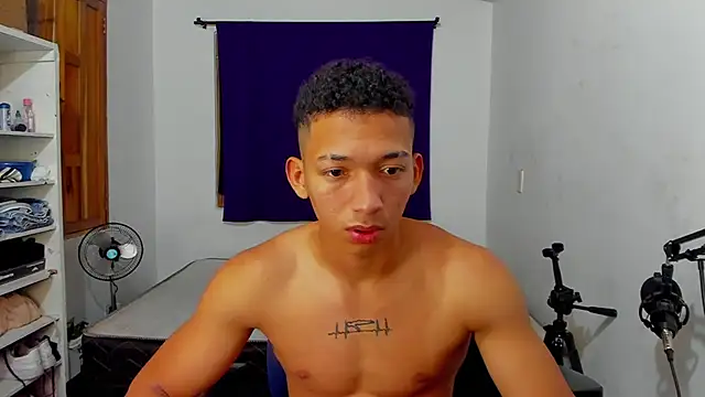 JuanchiT66 online show from 10-17-25, 05:11