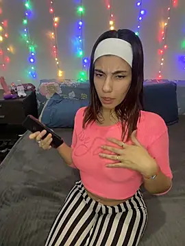 Jesicamartinezok online show from 05-26-26, 04:32