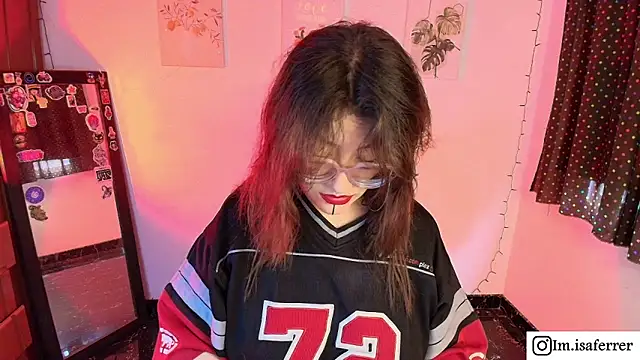 isaferrer06 online show from 12-21-25, 12:29