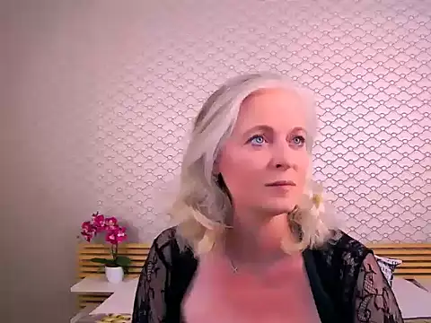 Anais Janson online show from 06-26-26, 08:14