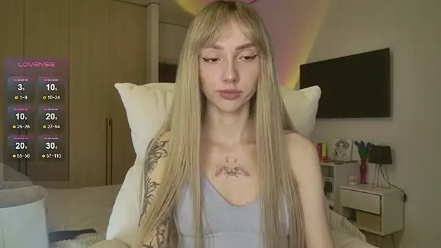 Lunainnk online show from 03-23-26, 01:17