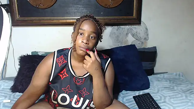 SexyyRedxxx online show from 10-11-25, 01:34