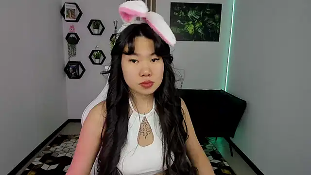 LunaPurrr online show from 01-10-26, 01:23