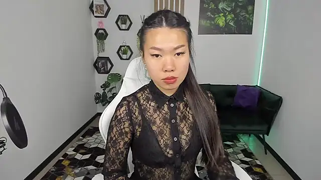 LunaPurrr online show from 10-16-25, 03:37