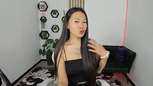 LunaPurrr online show from 09-23-25, 11:12