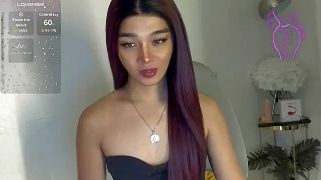 TrinityFucksYou online show from 11-21-25, 03:44