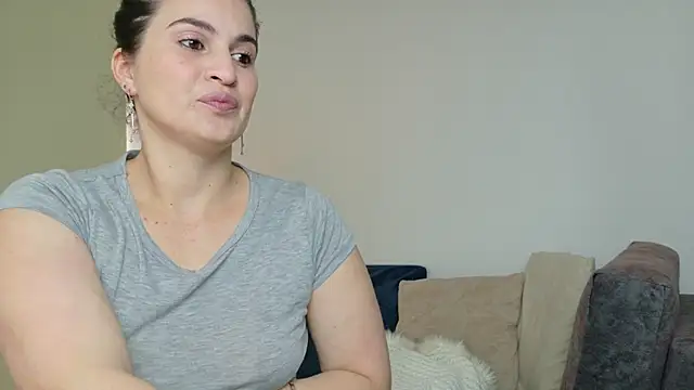 lizdevine online show from 11-09-25, 01:48