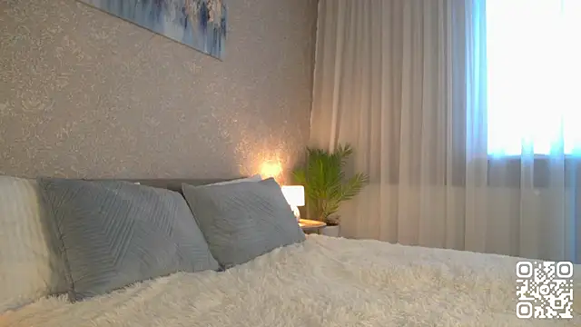 MagicCutie online show from 04-10-26, 08:21