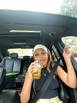 Snapshot of BaddestAss22 chatting on 09-13-25, 08:47 BaddestAss22 online show from 09-13-25, 08:47