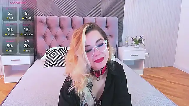 PrincessSlay online show from 10-20-25, 05:20