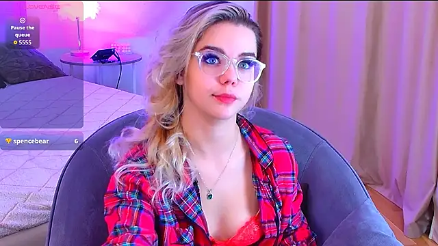 PrincessSlay online show from 09-25-25, 05:24