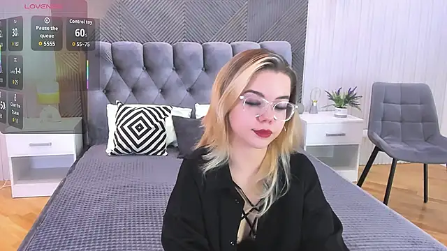 PrincessSlay online show from 10-23-25, 05:28