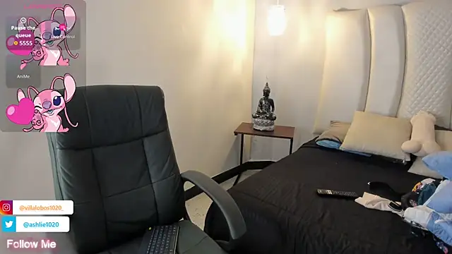 MiaVillalobos online show from 10-01-25, 11:58