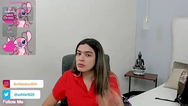 MiaVillalobos online show from 10-17-25, 12:07