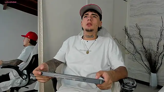 JamesDeker online show from 09-20-25, 08:25