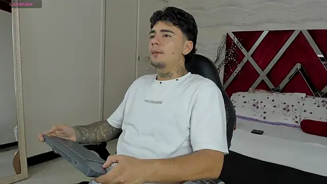 JamesDeker online show from 10-24-25, 08:08