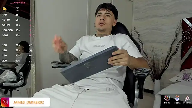 JamesDeker online show from 10-20-25, 08:09