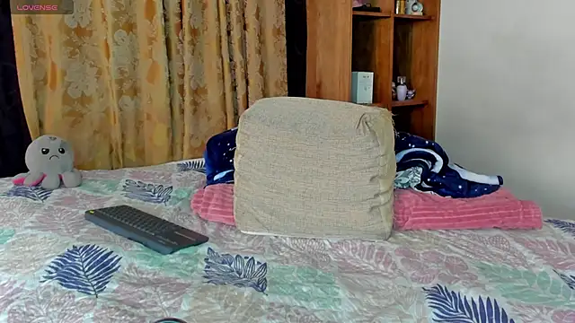 JamesDeker online show from 01-07-26, 01:27