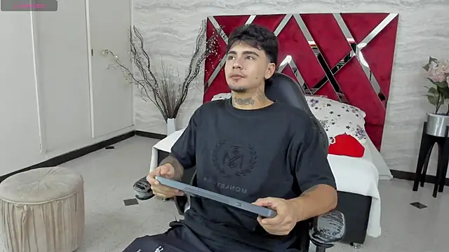 JamesDeker online show from 10-23-25, 08:07