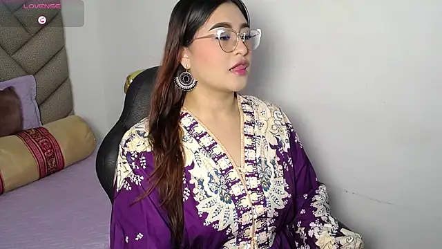 heluejamil online show from 10-30-25, 02:04