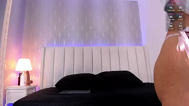 Mia-Medina online show from 01-16-26, 08:13