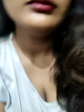 Cute pinkii online show from 10-31-25, 08:05