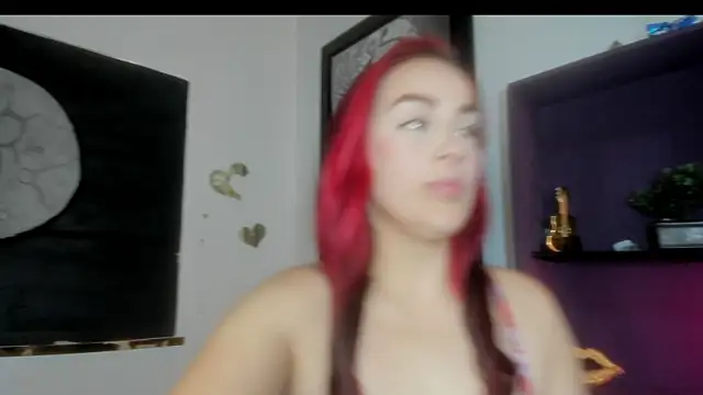 Snapshot of Roxannelorence_ chatting on 10-09-25, 03:34 Roxannelorence  online show from 10-09-25, 03:34