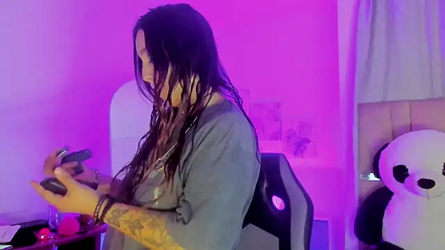 JulianaCarter online show from 09-10-25, 07:13