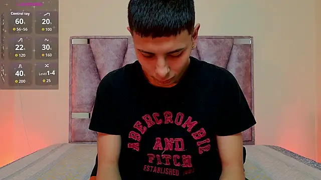 Snapshot of lana_and_liam_ chatting on 09-11-25, 10:15 lana and liam  online show from 09-11-25, 10:15