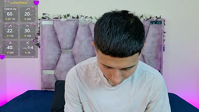 lana and liam  online show from 11-11-25, 09:26