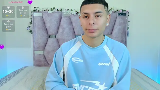 lana and liam  online show from 11-07-25, 10:20