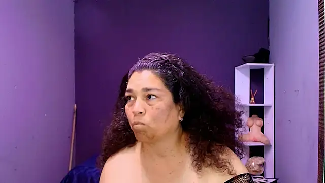 Snapshot of NinaBlazee chatting on 10-09-25, 07:14 NinaBlazee online show from 10-09-25, 07:14
