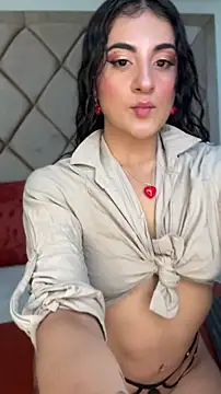 Snapshot of AngelinaDuvall chatting on 05-15-26, 10:02 AngelinaDuvall online show from 05-15-26, 10:02