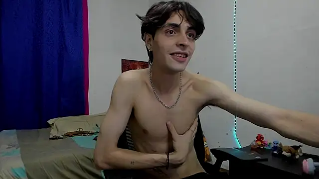 golden ryyan online show from 12-15-25, 03:56