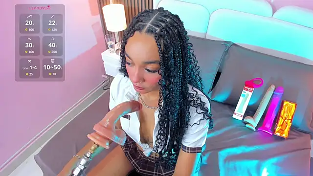 Clawdeen  wolf online show from 11-05-25, 08:01