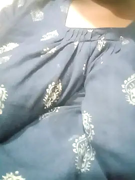 Snapshot of Ritika_Hot chatting on 09-20-25, 02:11 Ritika Hot online show from 09-20-25, 02:11