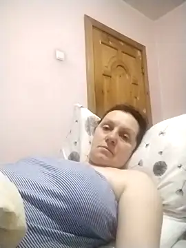 Snapshot of KimmyAghora chatting on 12-15-25, 06:36 KimmyAghora online show from 12-15-25, 06:36